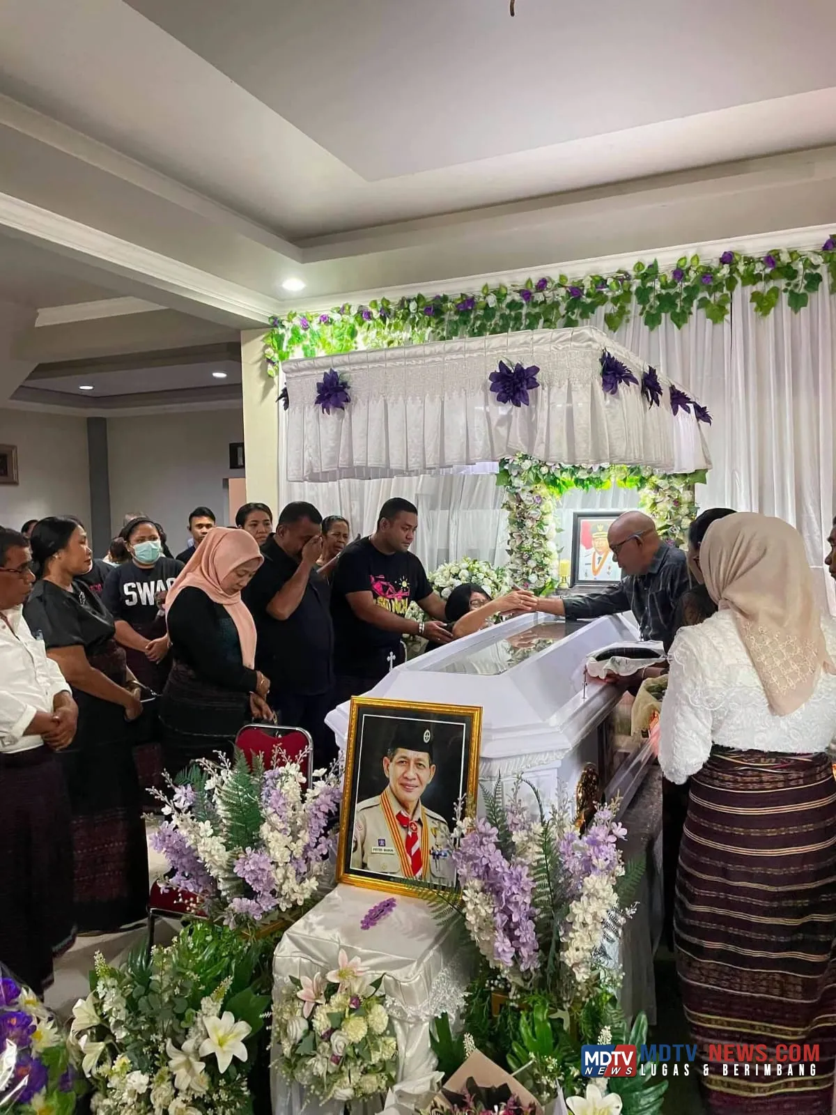 Bupati dan Wakil Bupati Lembata Melayat ke Rumah Duka Drs. Sinun Petrus Manuk di Kupang