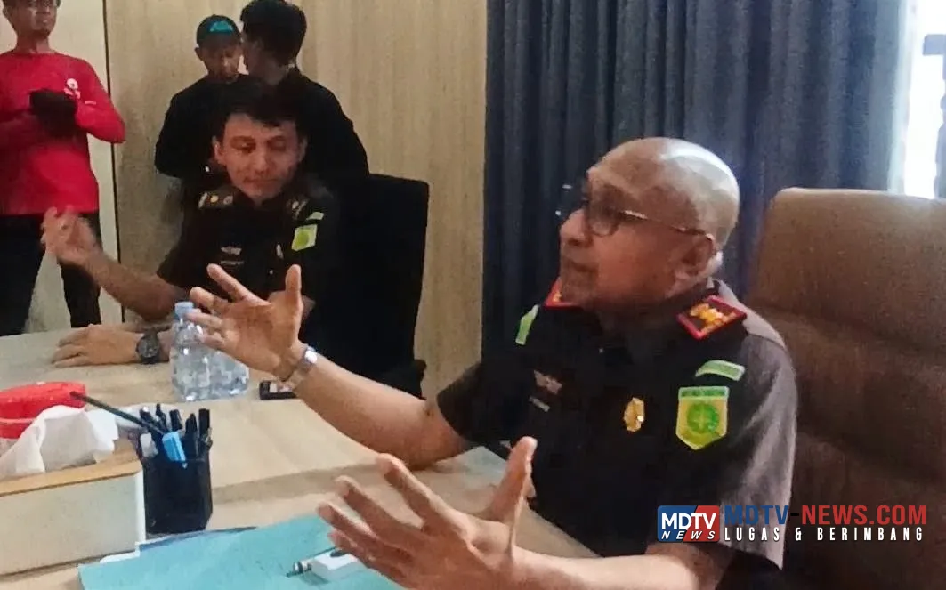 Kajari Luwu Timur Tegaskan Tak Akan Mundur Usut Kasus Seragam Sekolah dan Ambulans CSR Vale